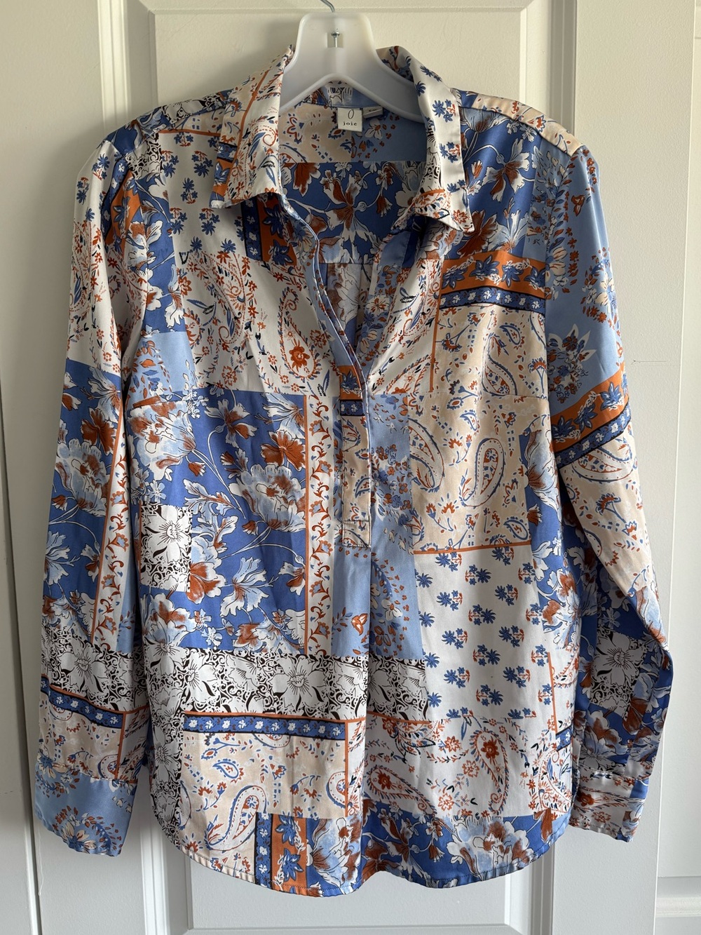 Joie women’s Blue & Cream Patchwork Floral 3/4 button-up blouse